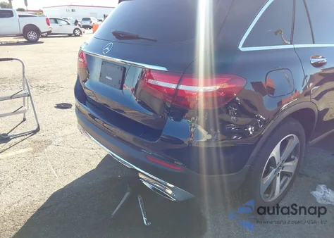 2019 Mercedes-Benz Glc 300 z USA, uszkodzony, nr VIN WDC0G4JB2KV184411